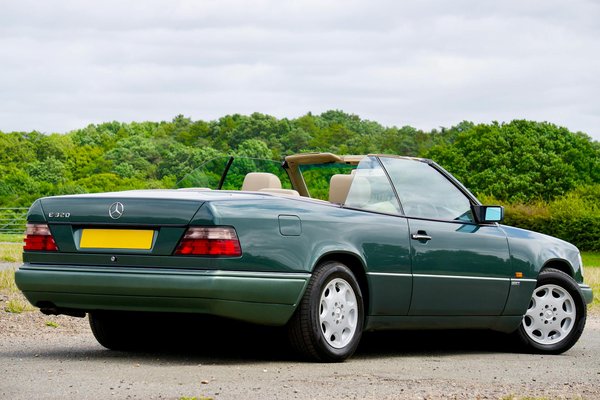 How Do Traditional British Culinary Techniques Influence Modern UK Cuisine?